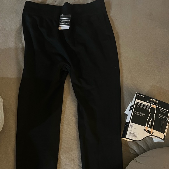 Fleece lined leggings - Picture 3 of 3